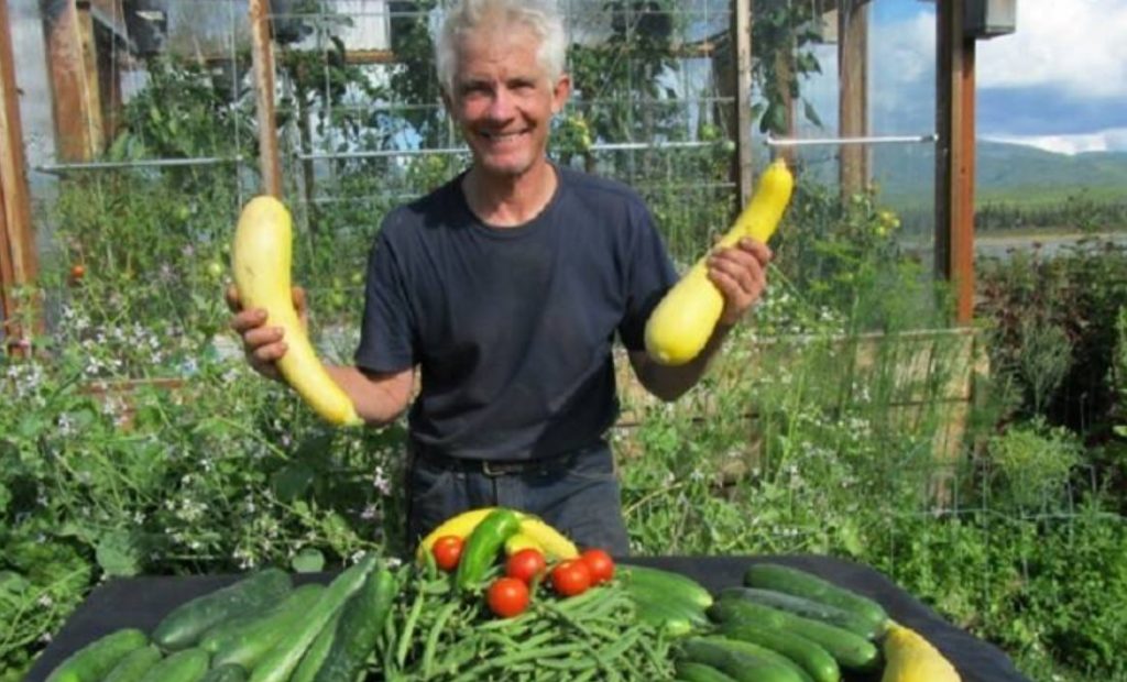 Andy is estimated to have a net worth of approximately $250,000.