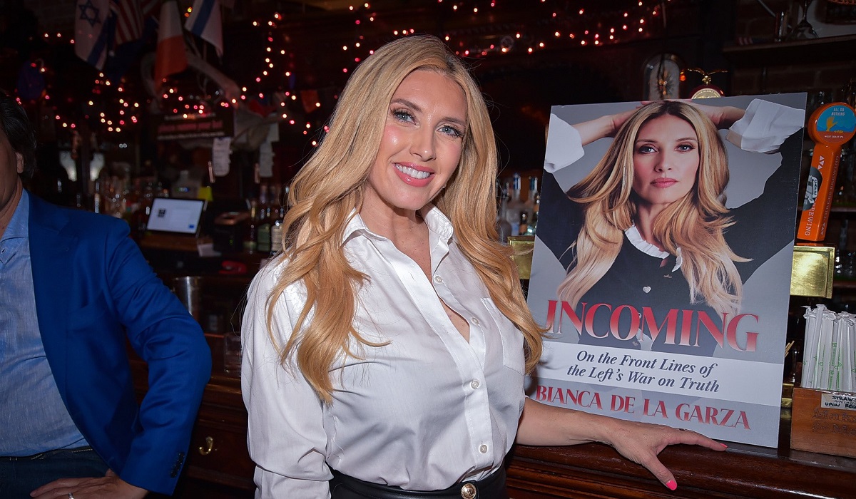 List of current female Newsmax anchors StreamDiag(02)