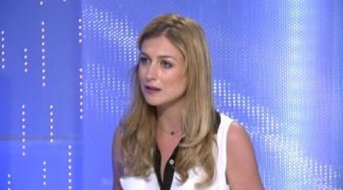 Claire Hilderbrandt hosts L’Actu 360°