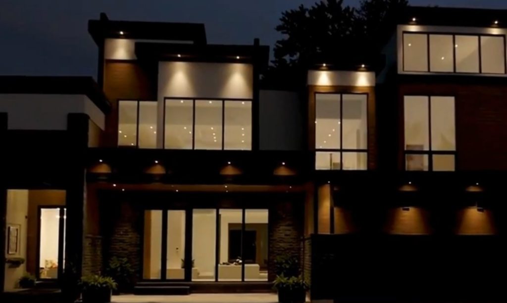 Eva Marcille's house has a modern Oasis with open floor plans.