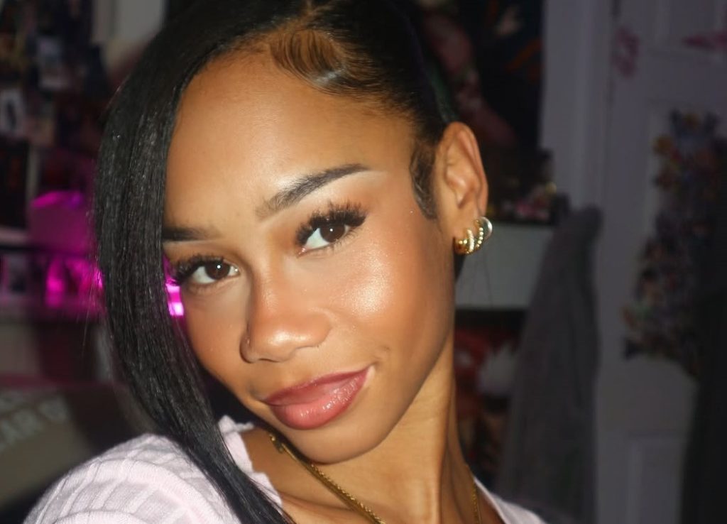 Gizelle currently resides in Mississauga.