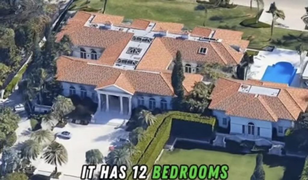 Howard Stern owns a massive estate in Palm Beach, Florida worth an estimated $300 million.