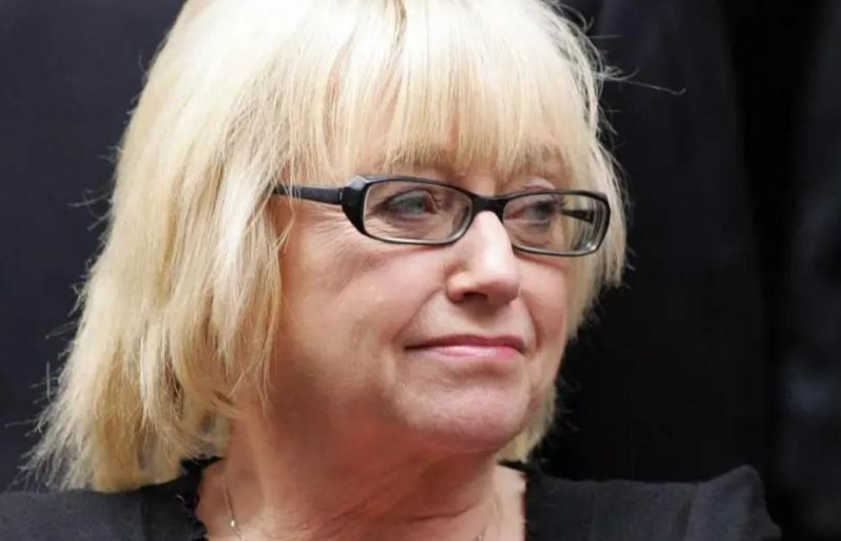 Judy Finnigan was on the show from 1988 to 2001