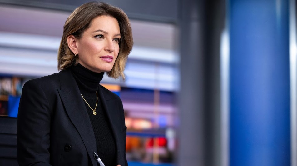 Katy Tur holds a bachelor's degree in Philosophy from the University of California.