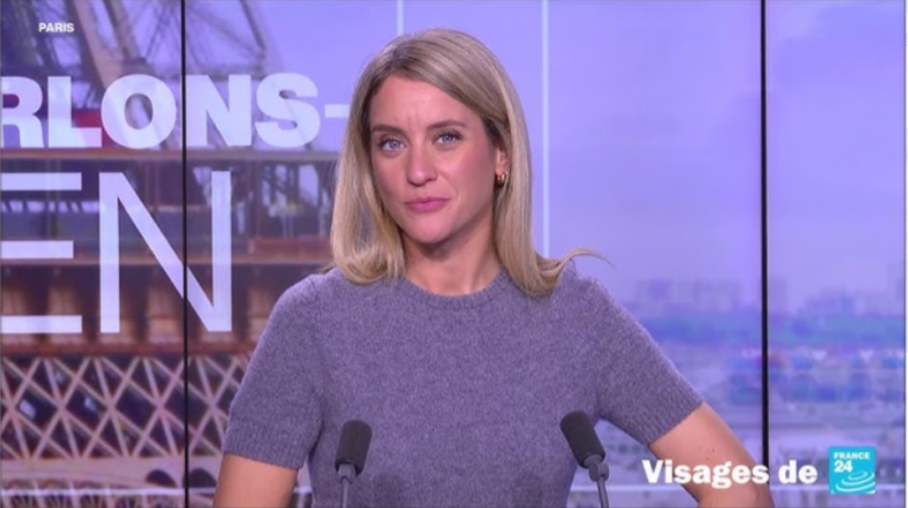 Pauline Paccard presenting her segment on France 24 - Image: youtube.com